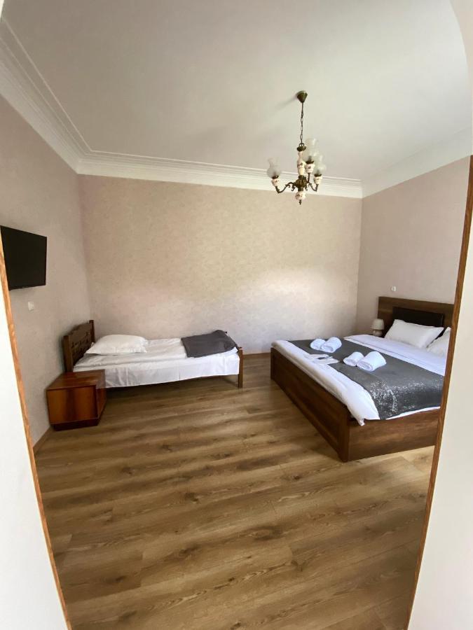 Dato Khetaguri Apartment Kazbegi Eksteriør billede