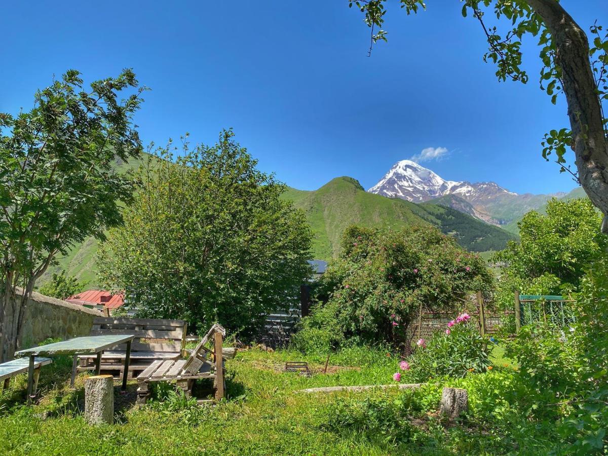 Dato Khetaguri Apartment Kazbegi Eksteriør billede